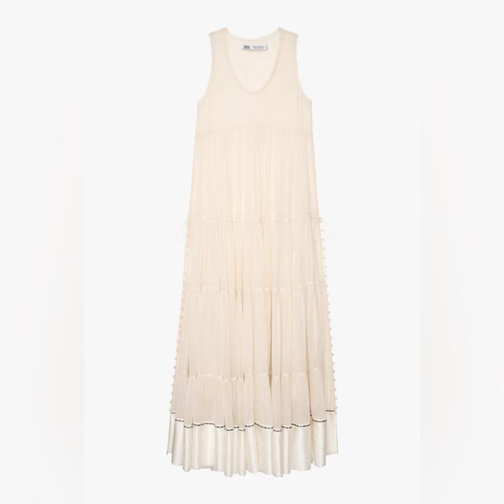 Zara collection 2023 Slip Dress
Cream Maxi Dress
Zara studio - Picture 3 of 16
